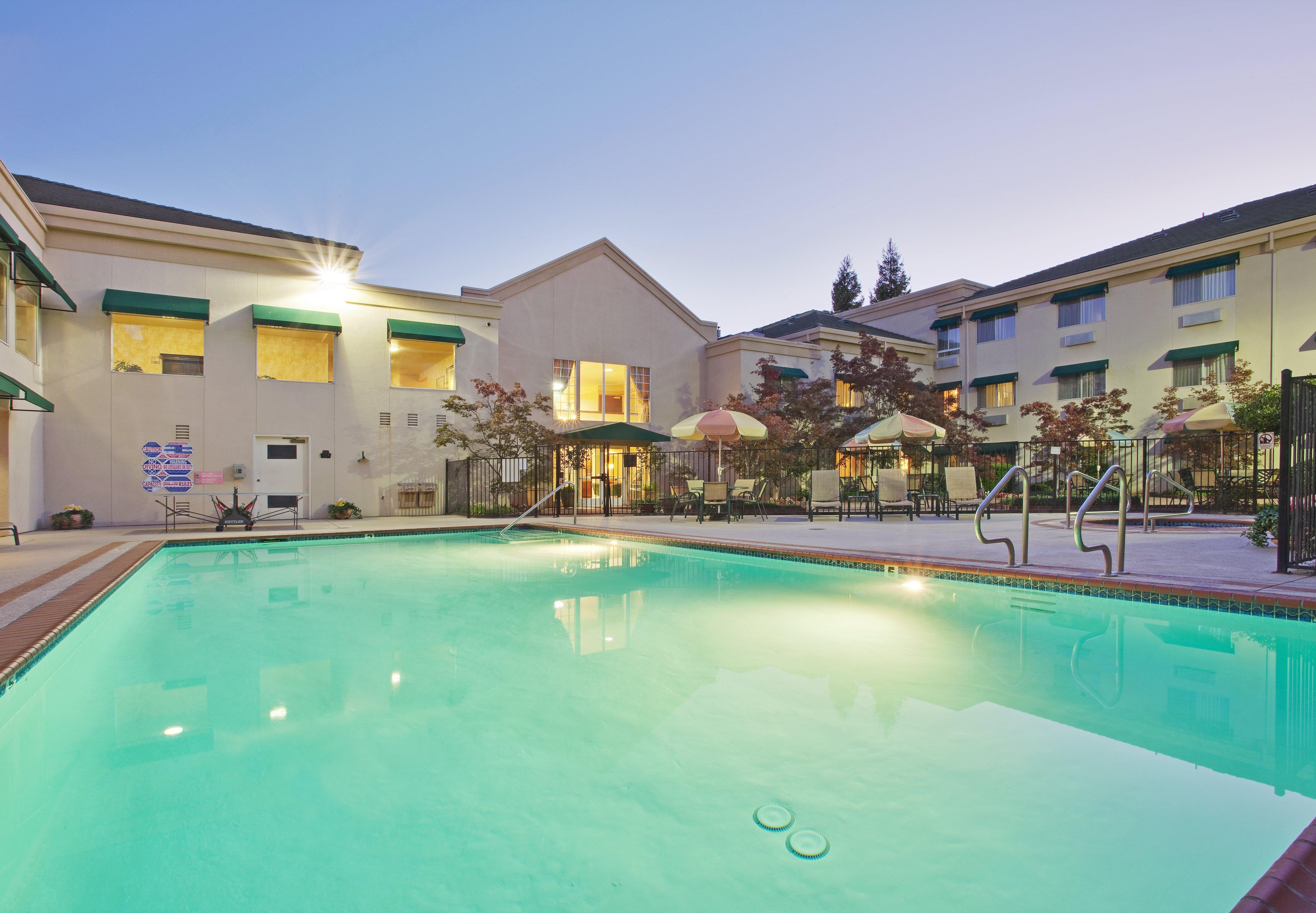Holiday Inn Auburn By Ihg Dış mekan fotoğraf